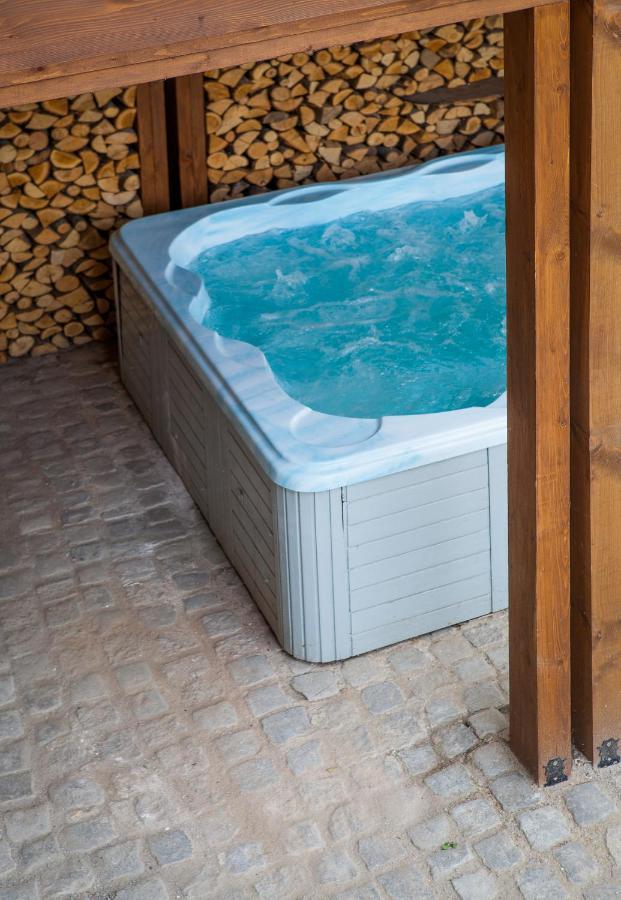 Къщи За Гости Сноуфлейк Snowflake Chalet And Snowflake Lodge Bansko Exteriör bild